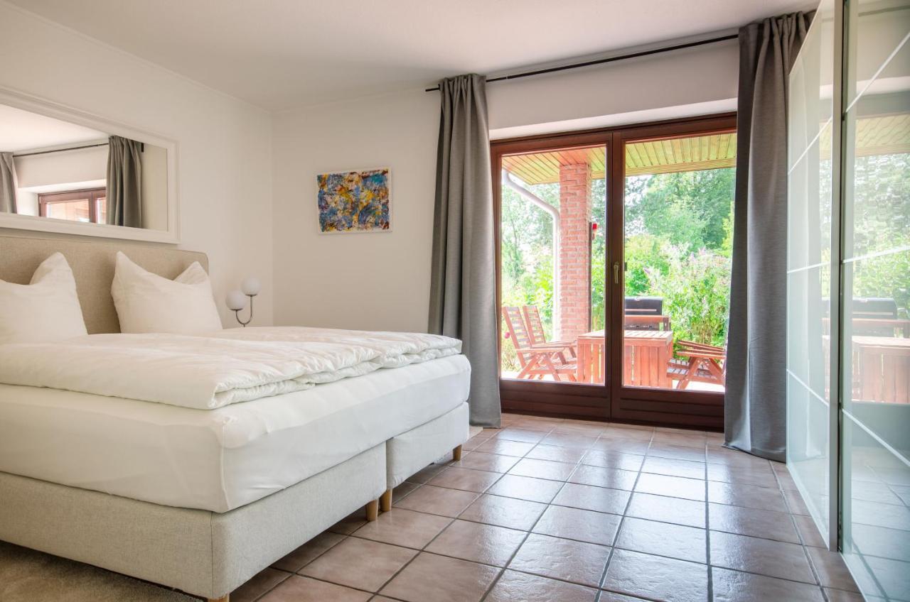Ferienwohnung Am See Еутин Екстериор снимка